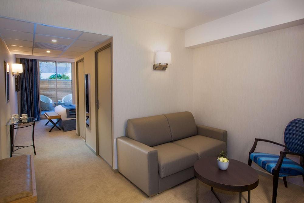 Le Rive Droite &