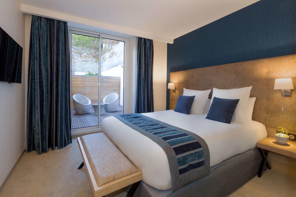 Hotel Le Rive Droite & Lourdes