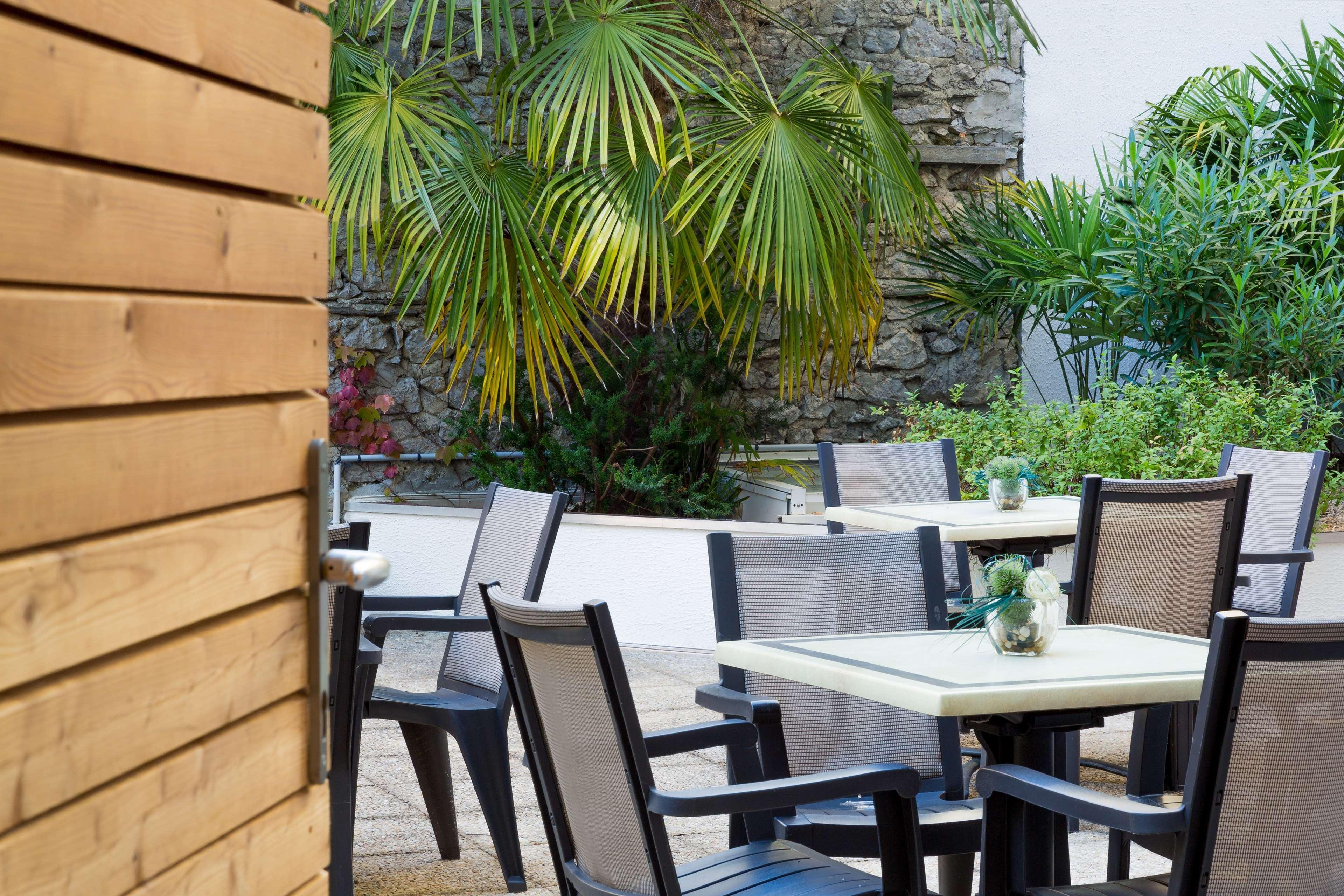 Le Rive Droite & 4*