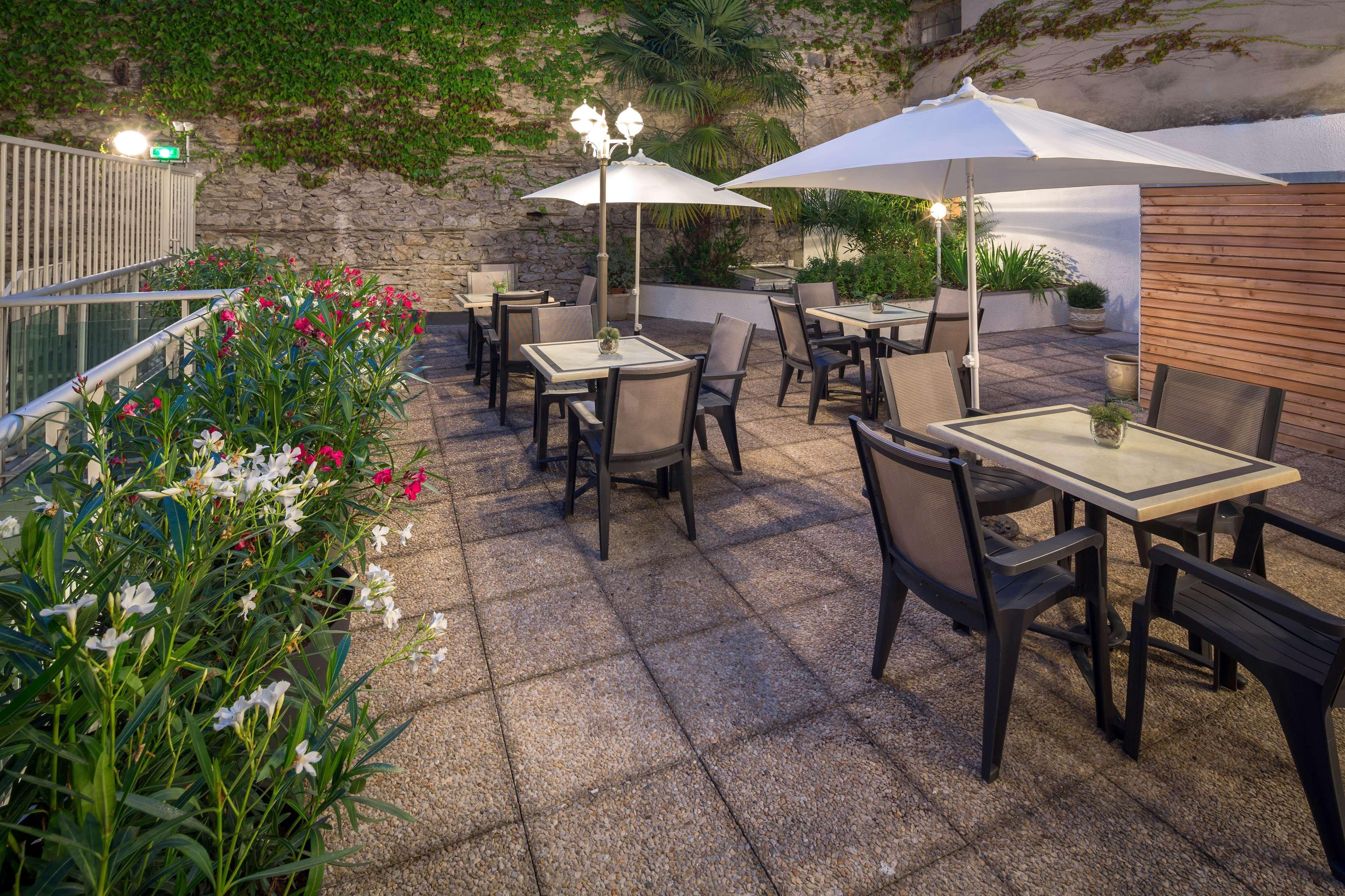 Hotel Le Rive Droite & Lourdes